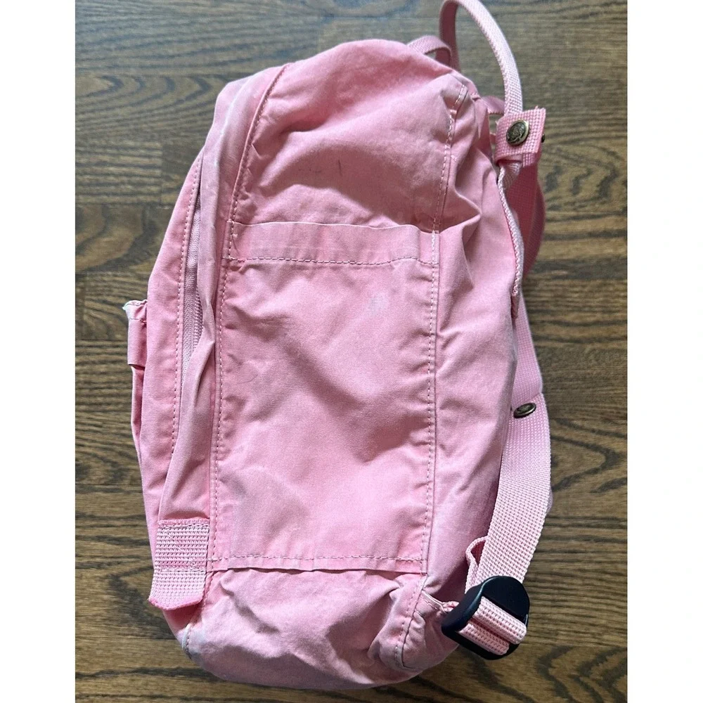 Fjallraven Kanken Backpack OS Pink Women Classic Outdoor School Gorpcore Bag
